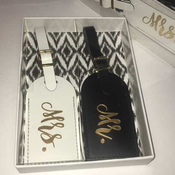 The Paisley Box Mr. & Mrs. Luggage Tags - Picture 7 of 8